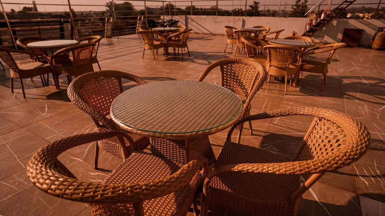 Hotel Northwind, Kharar, Mohali Екстериор снимка